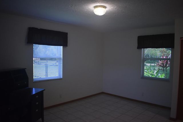 5345 Palm Way, Lake Worth, FL 33463