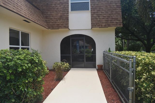 5345 Palm Way, Lake Worth, FL 33463