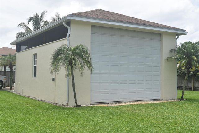 5345 Palm Way, Lake Worth, FL 33463