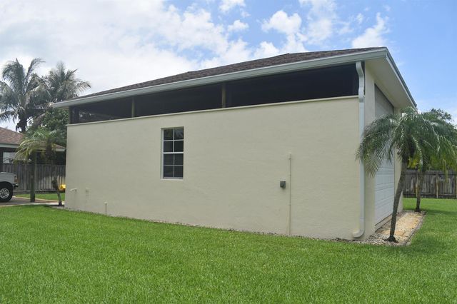 5345 Palm Way, Lake Worth, FL 33463