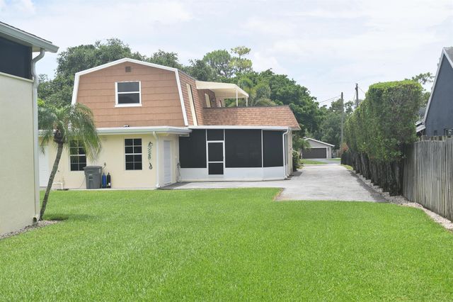5345 Palm Way, Lake Worth, FL 33463