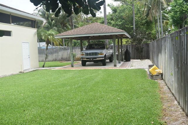 5345 Palm Way, Lake Worth, FL 33463