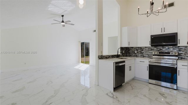 1792 SW 84th Ave, Miramar, FL 33025