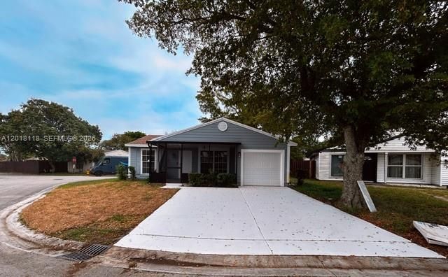 1792 SW 84th Ave, Miramar, FL 33025