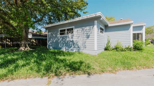 1792 SW 84th Ave, Miramar, FL 33025
