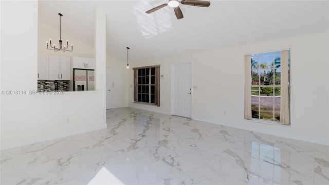 1792 SW 84th Ave, Miramar, FL 33025