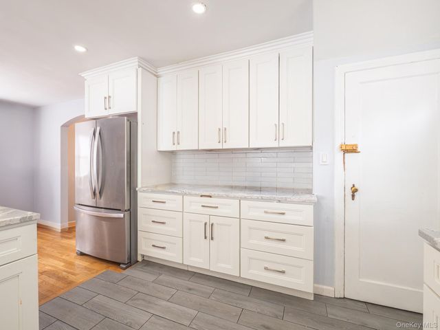 75-75 180th Street, Fresh Meadows, NY 11366