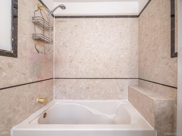 75-75 180th Street, Fresh Meadows, NY 11366