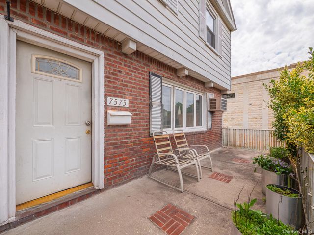 75-75 180th Street, Fresh Meadows, NY 11366