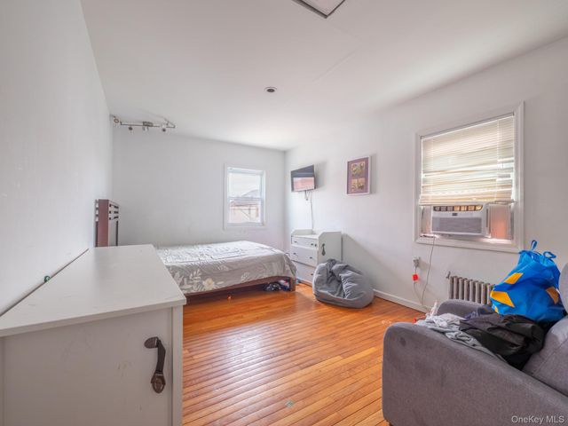 75-75 180th Street, Fresh Meadows, NY 11366