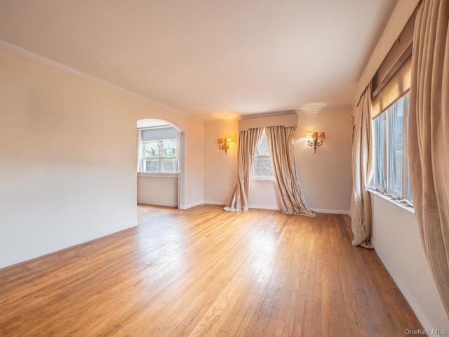 75-75 180th Street, Fresh Meadows, NY 11366