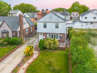 75-75 180th Street, Fresh Meadows, NY 11366