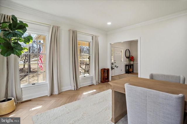 247 MCGUIRE RD, Winchester, VA 22603