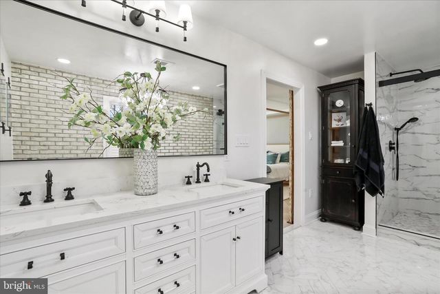 247 MCGUIRE RD, Winchester, VA 22603