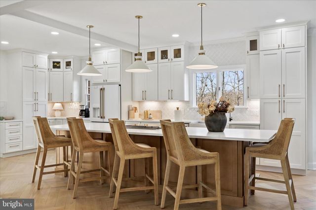 247 MCGUIRE RD, Winchester, VA 22603