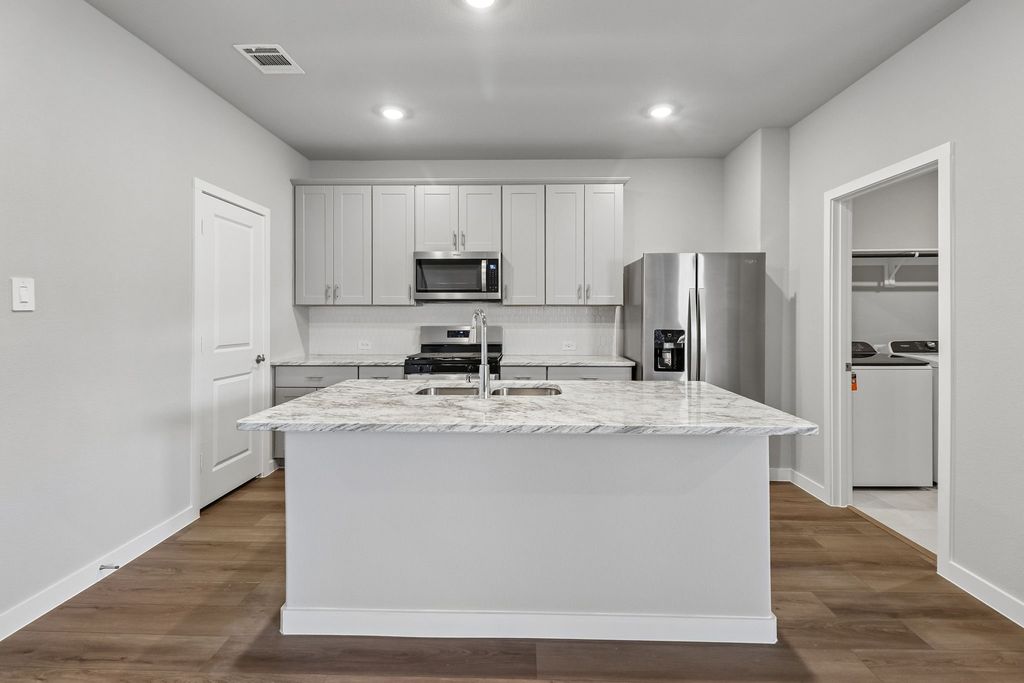 3212 Romero Plaza, Fort Worth, TX 76179 — exterior