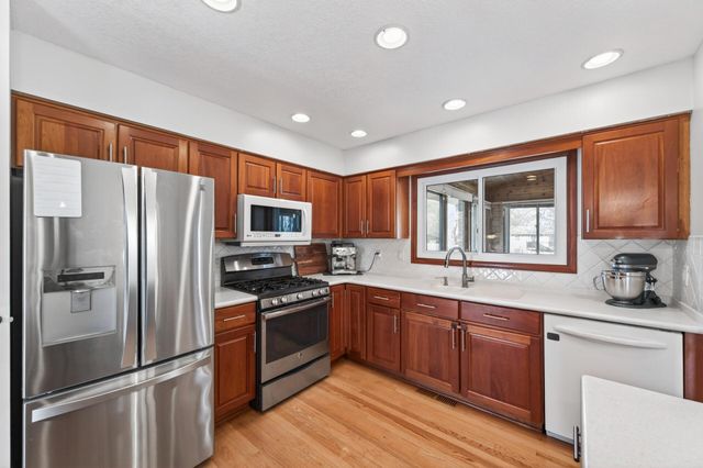 13209 Saratoga Lane N, Champlin, MN 55316