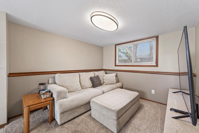 13209 Saratoga Lane N, Champlin, MN 55316