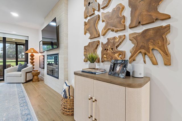 150 Old Meadow Way, Palm Beach Gardens, FL 33418