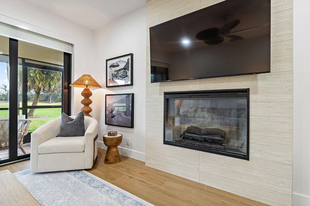 150 Old Meadow Way, Palm Beach Gardens, FL 33418