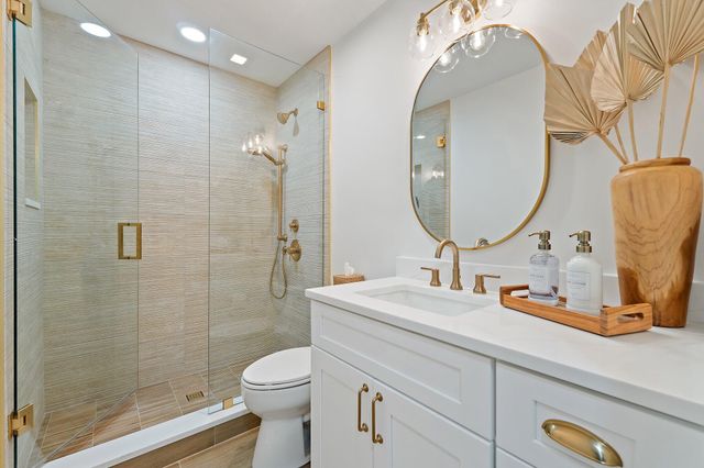 150 Old Meadow Way, Palm Beach Gardens, FL 33418