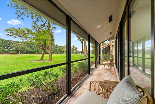 150 Old Meadow Way, Palm Beach Gardens, FL 33418