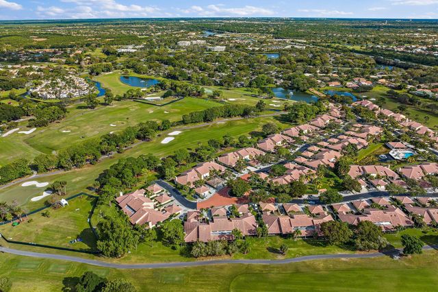 150 Old Meadow Way, Palm Beach Gardens, FL 33418