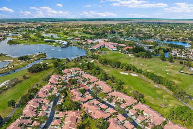 150 Old Meadow Way, Palm Beach Gardens, FL 33418