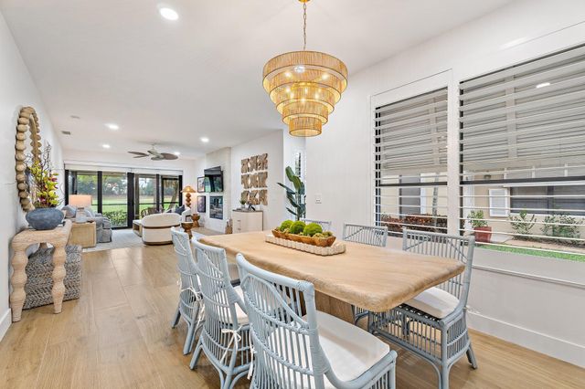 150 Old Meadow Way, Palm Beach Gardens, FL 33418