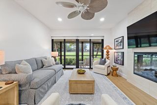 150 Old Meadow Way, Palm Beach Gardens, FL 33418