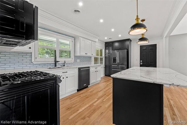 5722 Raven Road, Bloomfield Hills, MI 48301
