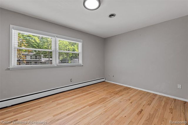 5722 Raven Road, Bloomfield Hills, MI 48301
