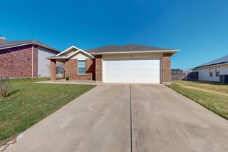 704 Santa Rosa Drive, Fort Worth, TX 76052