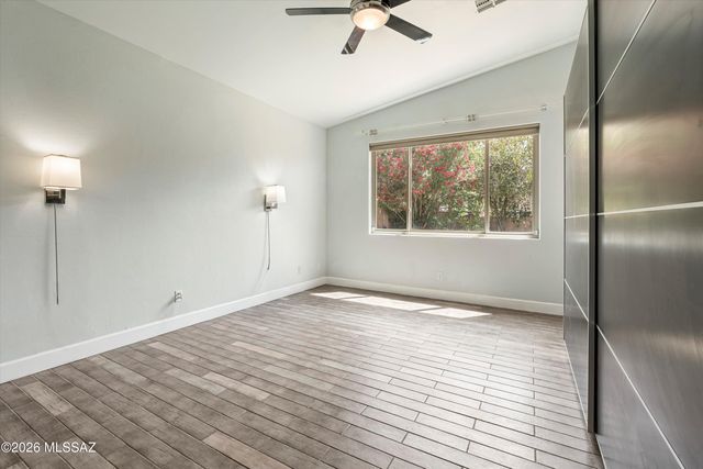 327 W Klinger Canyon Drive, Oro Valley, AZ 85755