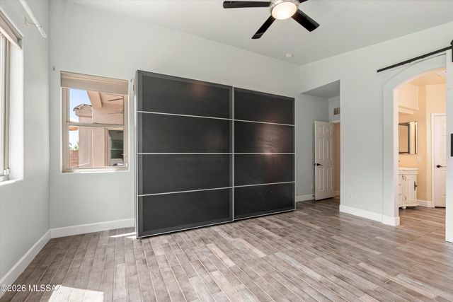 327 W Klinger Canyon Drive, Oro Valley, AZ 85755