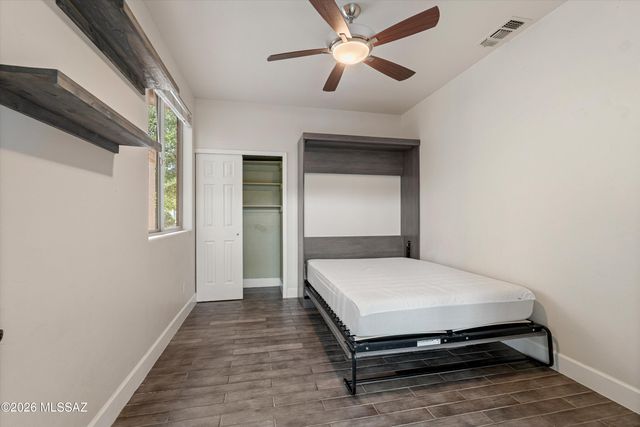 327 W Klinger Canyon Drive, Oro Valley, AZ 85755