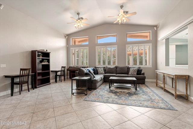 327 W Klinger Canyon Drive, Oro Valley, AZ 85755