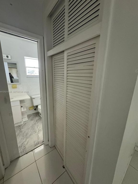 20201 NE 29th Court D329, Aventura, FL 33180