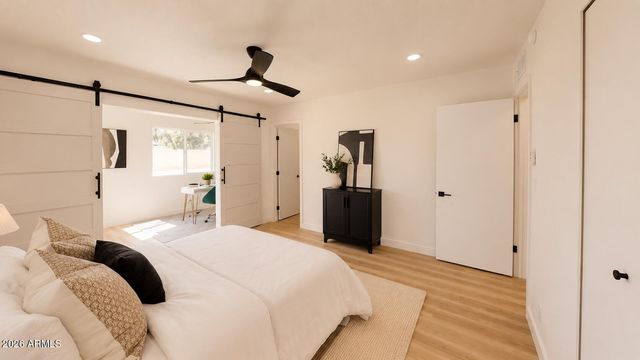 1016 E LILAC Drive, Tempe, AZ 85288