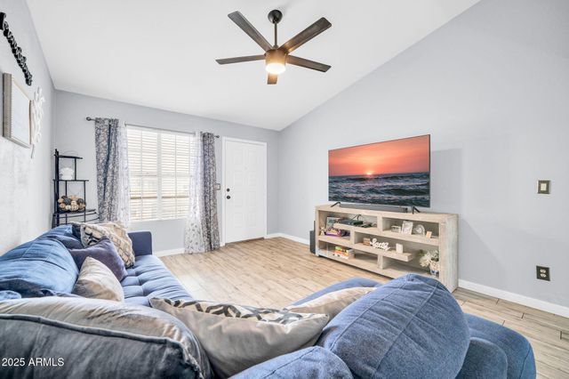 7138 W CHOLLA Street, Peoria, AZ 85345