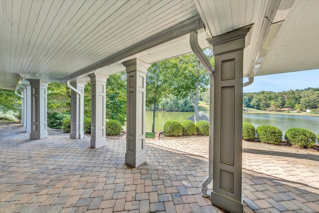 318 Egret DR, Union Hall, VA 24176
