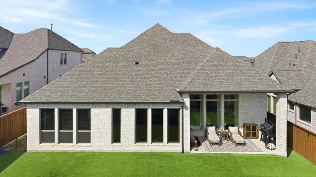 2209 Moore Valley Drive, Mckinney, TX 75071