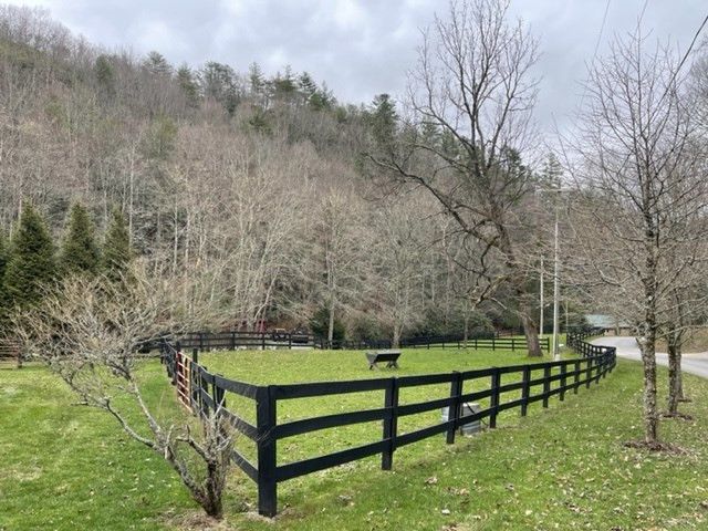 41 Mystic Ridge Way W, Topton, NC 28781