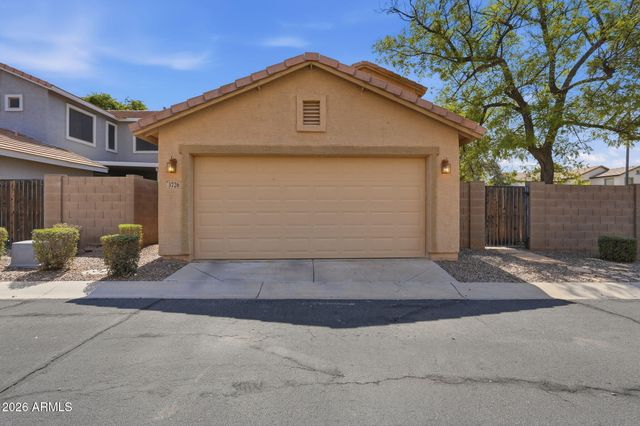 3726 E YEAGER Drive, Gilbert, AZ 85295