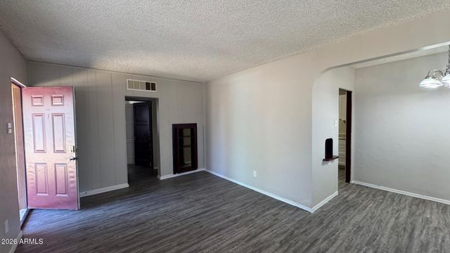 501 N 41ST Street, Phoenix, AZ 85008