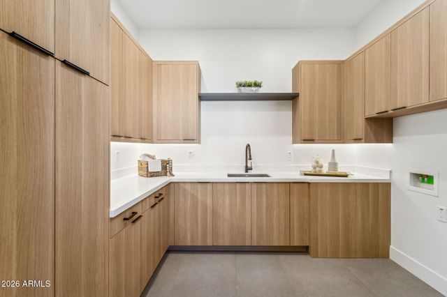 1832 E PALMAIRE Avenue, Phoenix, AZ 85020