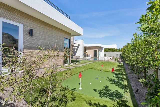 1832 E PALMAIRE Avenue, Phoenix, AZ 85020