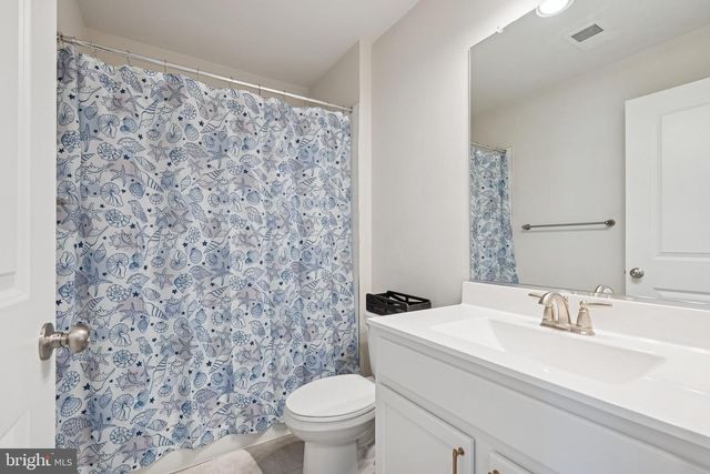 12 PALERMO LN, Mount Laurel, NJ 08054