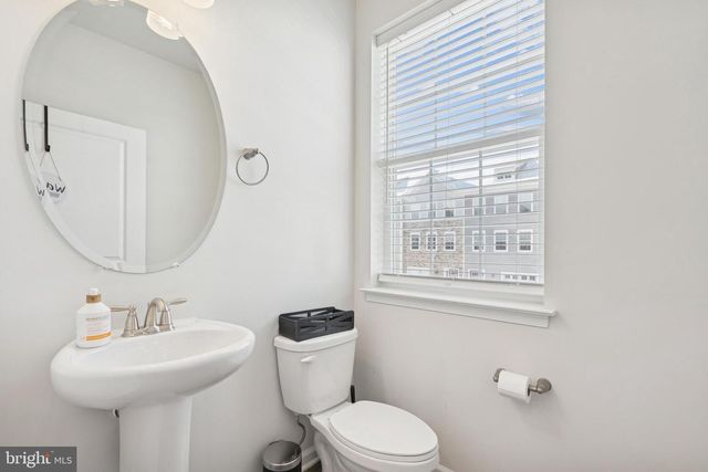 12 PALERMO LN, Mount Laurel, NJ 08054