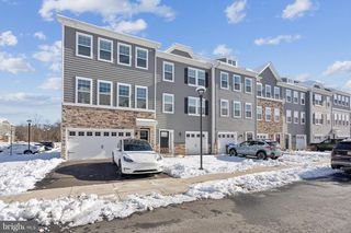 12 PALERMO LN, Mount Laurel, NJ 08054